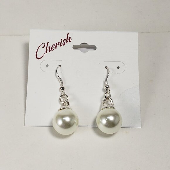 Women's Stylish Polished Silver tone Drop Dangle Design Beaded Earrings - Picture 4 of 4